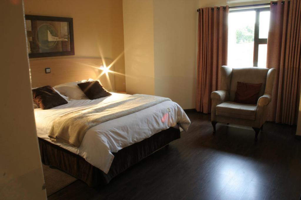 Europrime Boutique Hotel Боксбург Стая снимка