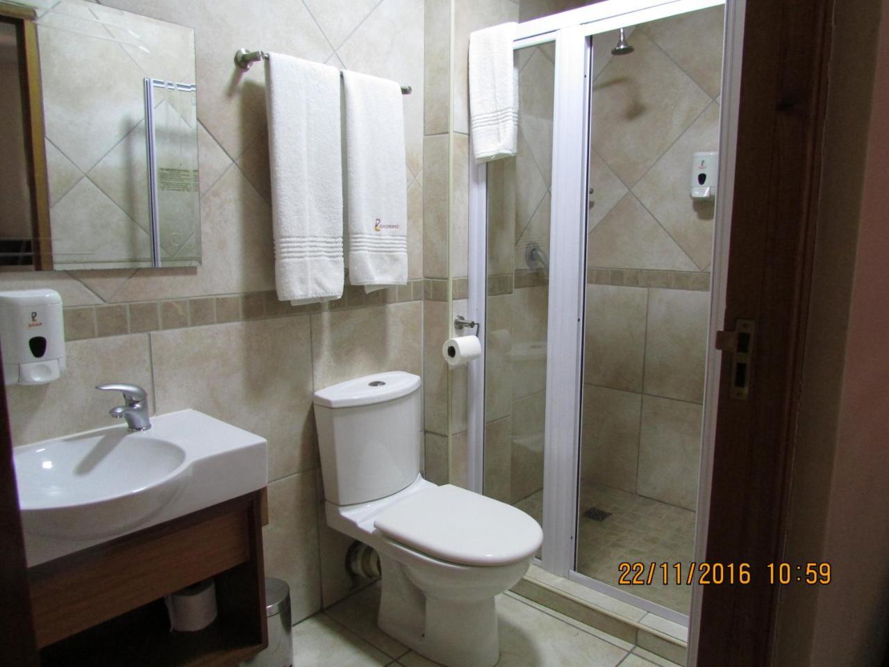 Europrime Boutique Hotel Боксбург Екстериор снимка